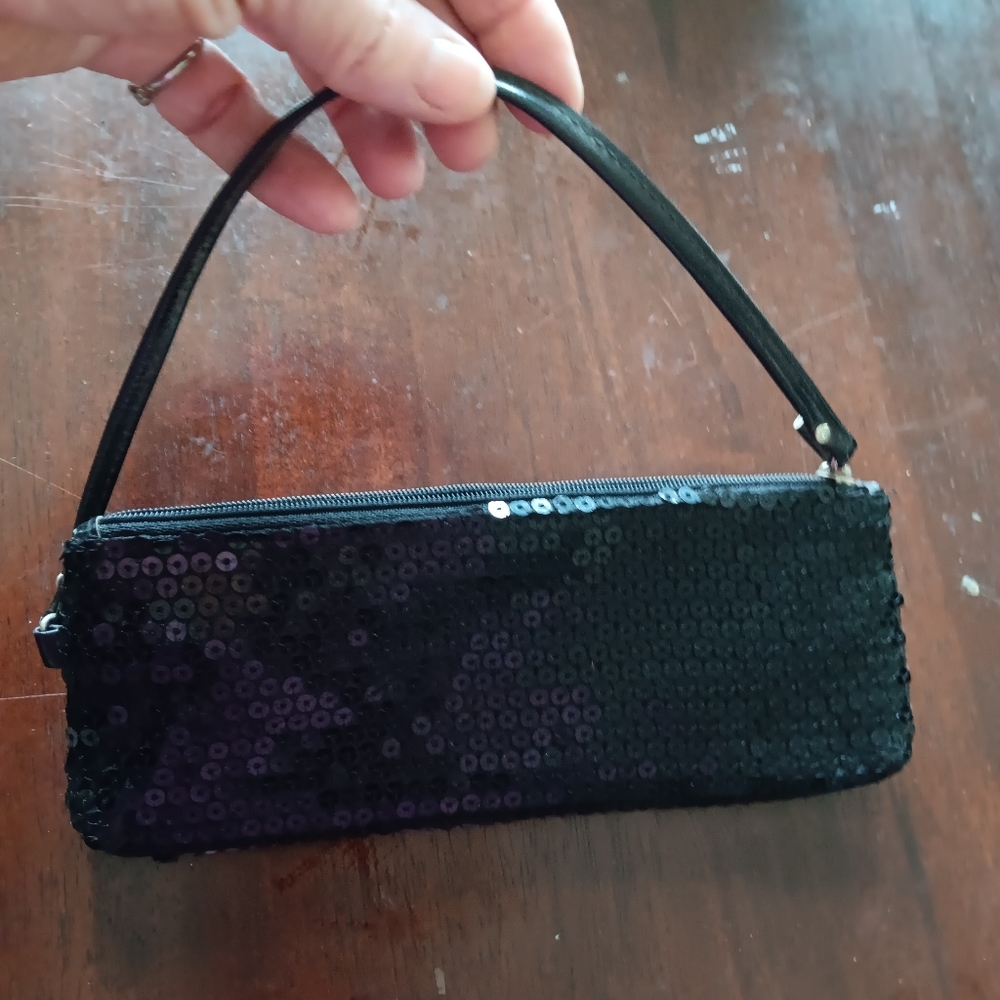 Adorable Wrist Purse